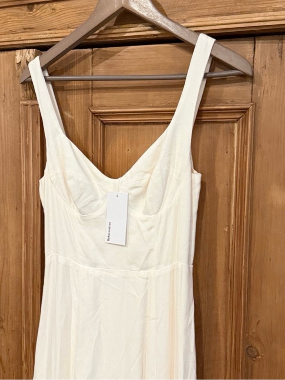 Reformation Lecce Dress in Ivory - size 2 - Picture 9 of 11